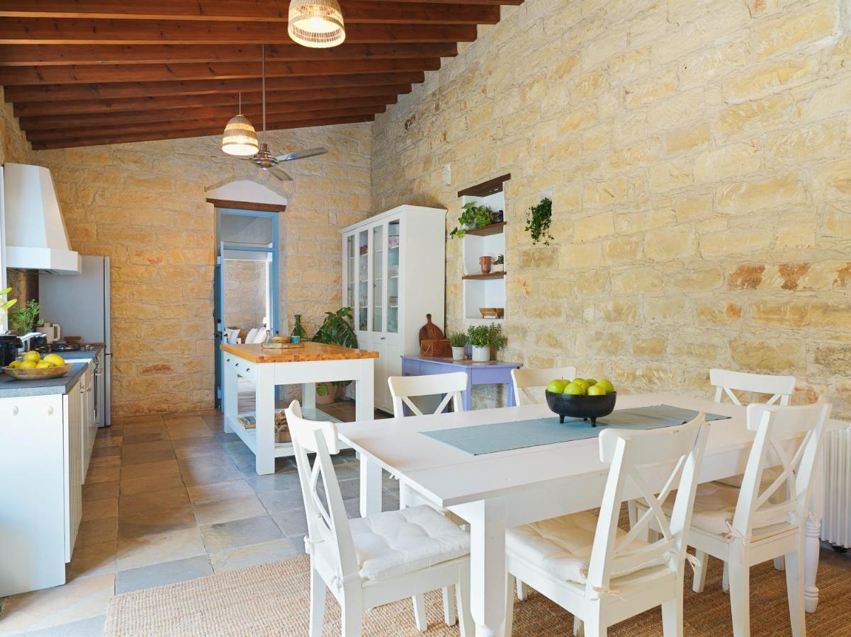 Villa Avgoustis Πάχνα Εξωτερικό φωτογραφία